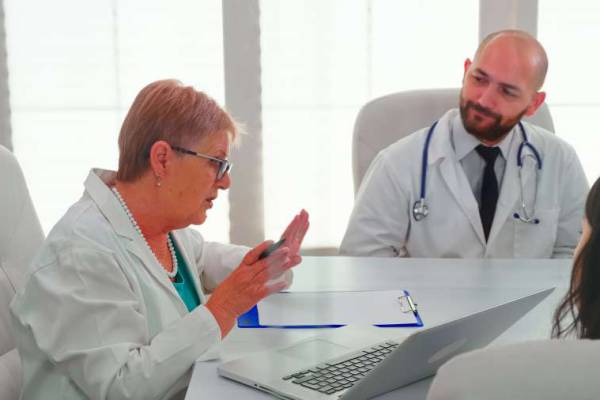 Bioética Clínica: O guia completo para entender sua importância e aplicação